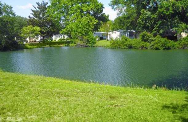 Inlet Oaks Village main photo